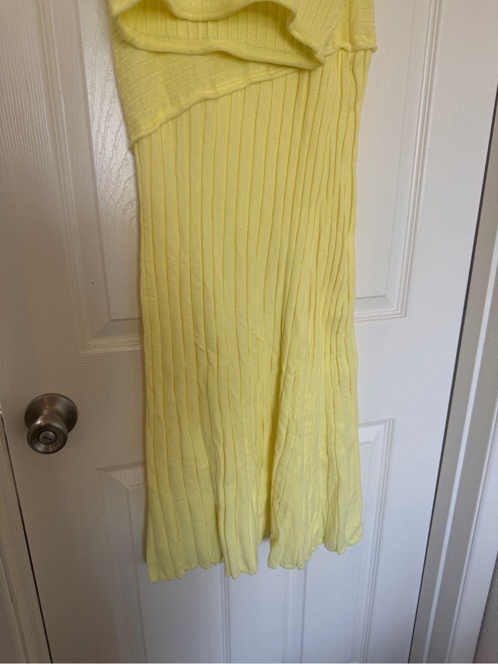 Fashion Nova – Long Time Crush Maxi Skirt Set (Yellow) NWT, Size S - Picture 3 of 12